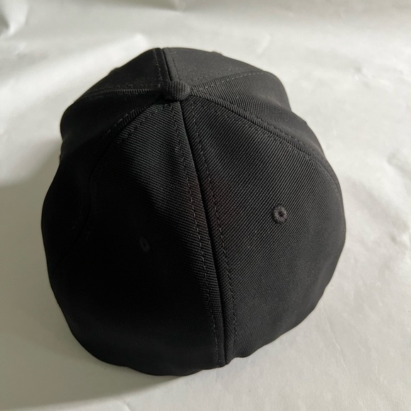 Solid Black Baseball Cap - XL - Picture 2 of 3